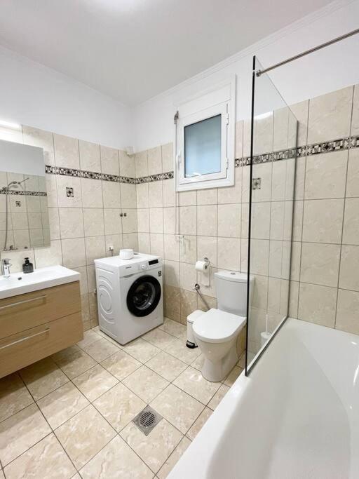 Afroditi'S Apartment Superb View Gythio Bagian luar foto