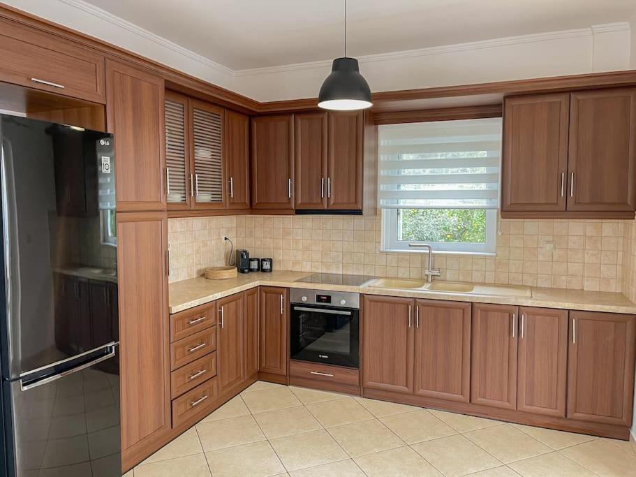 Afroditi'S Apartment Superb View Gythio Bagian luar foto
